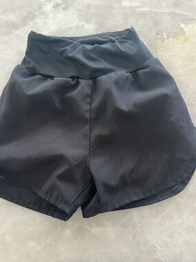 Amazon black lined girls shorts, 5-6